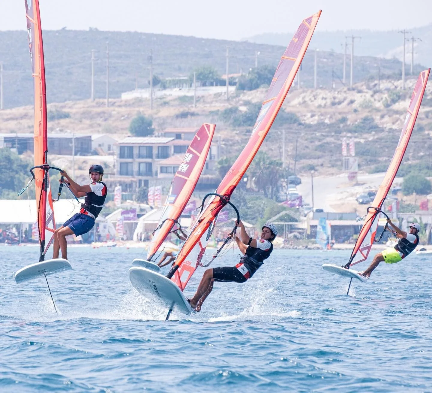 Vakkorama'nın desteğiyle Myga Surf City'de düzenlenen Türkiye Windsurf…