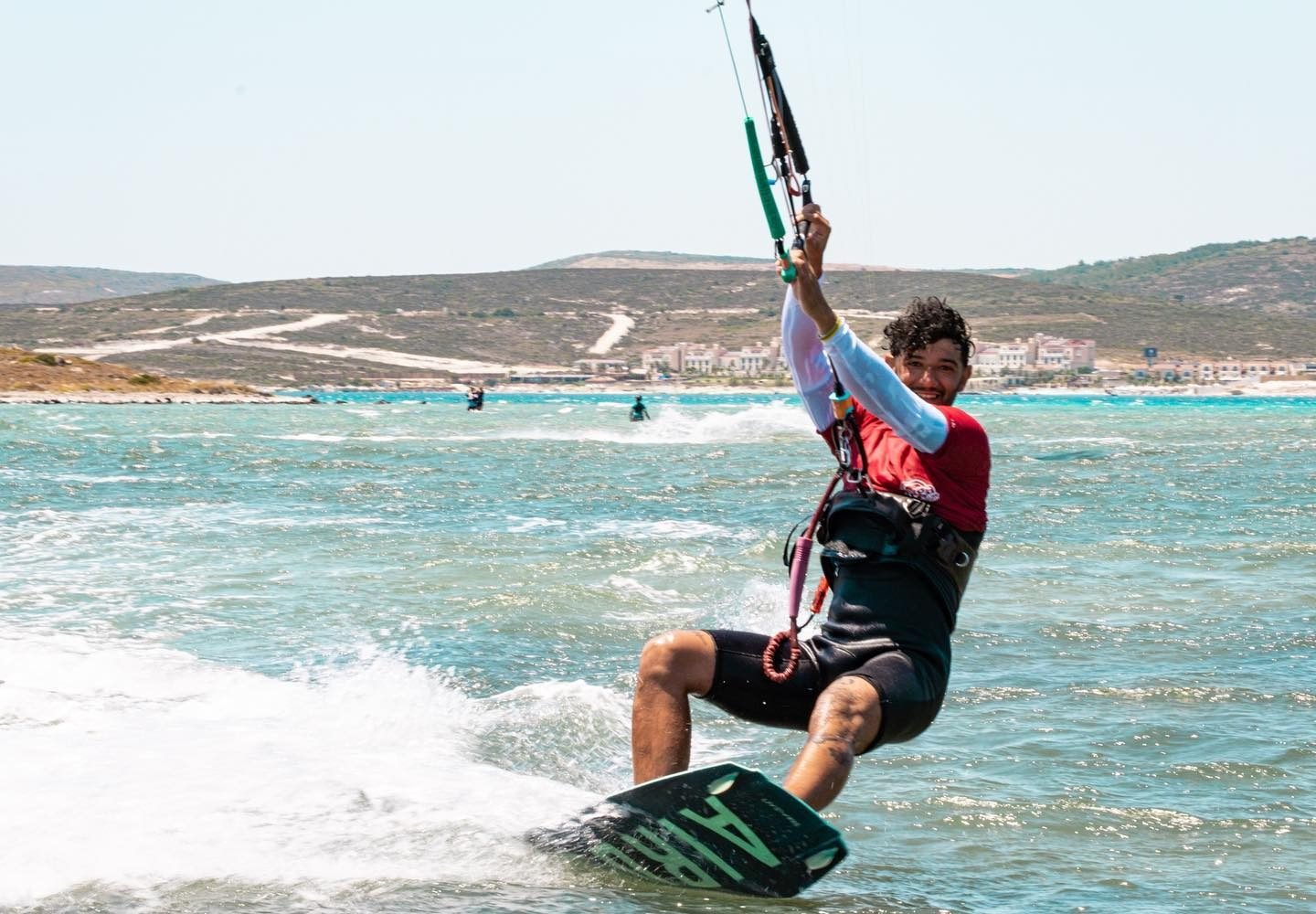 Let's kitesurf with usKitesurfers just wanna have fun
