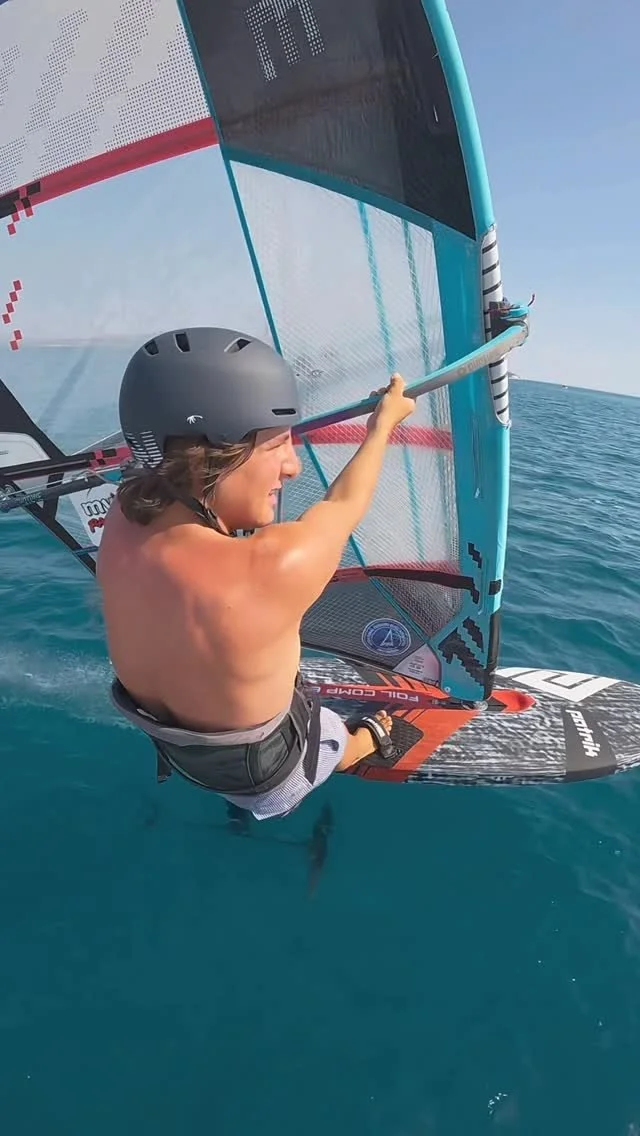 Greetinx to all Kick-Ass Windsurfers out there