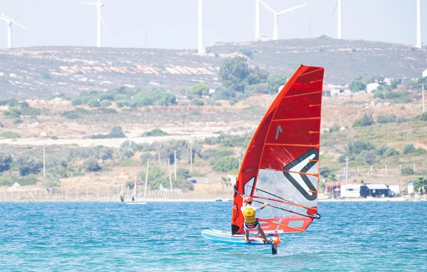 Geçen haftasonu gerçekleşen Türkiye Windsurf Şampiyonası iqfoil yarışlarına…