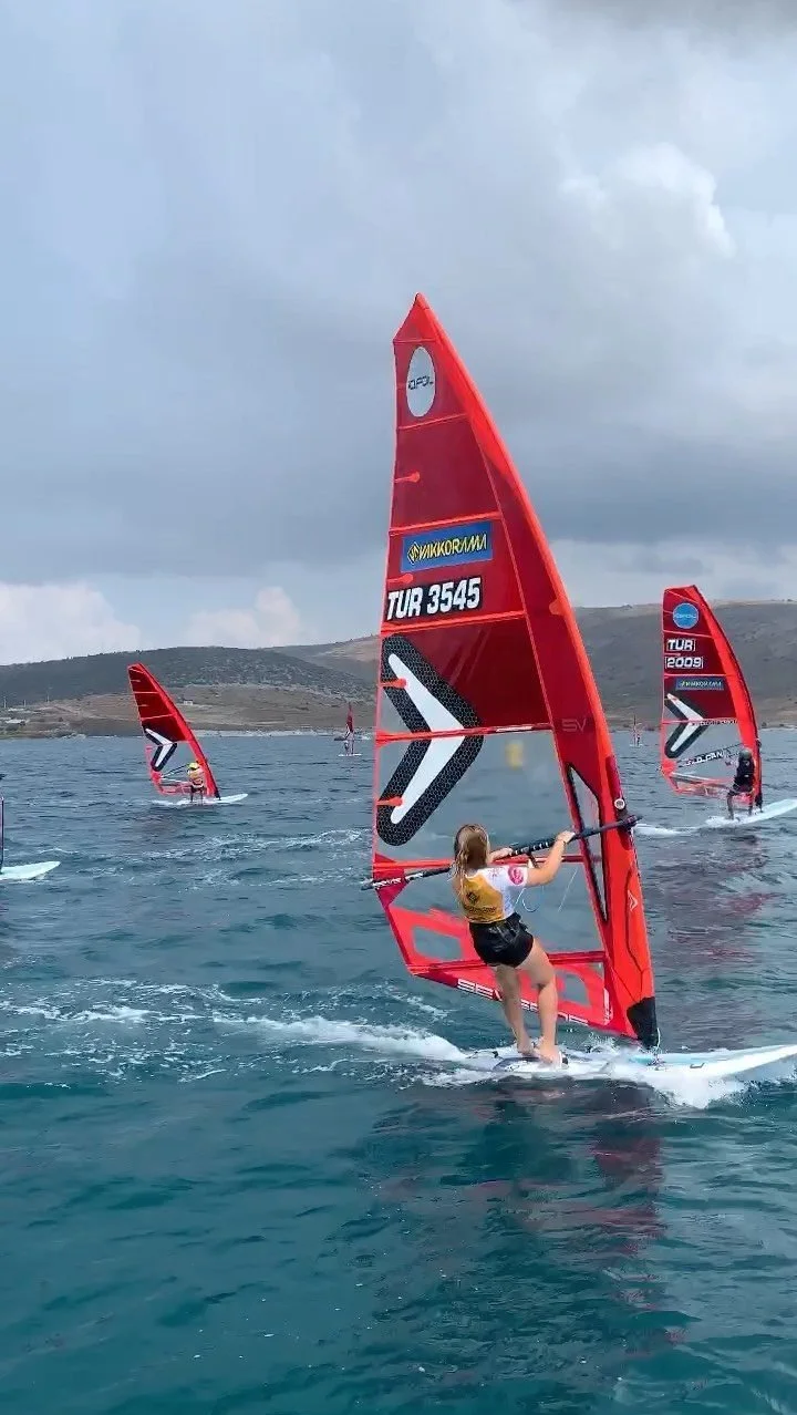Vakkorama Sponsorluğundaki Türkiye Windsurf Şampiyonası'nda 3.günde ilk…