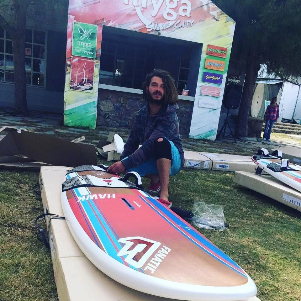 Myga'da 2016 bordlarla surf yapmak