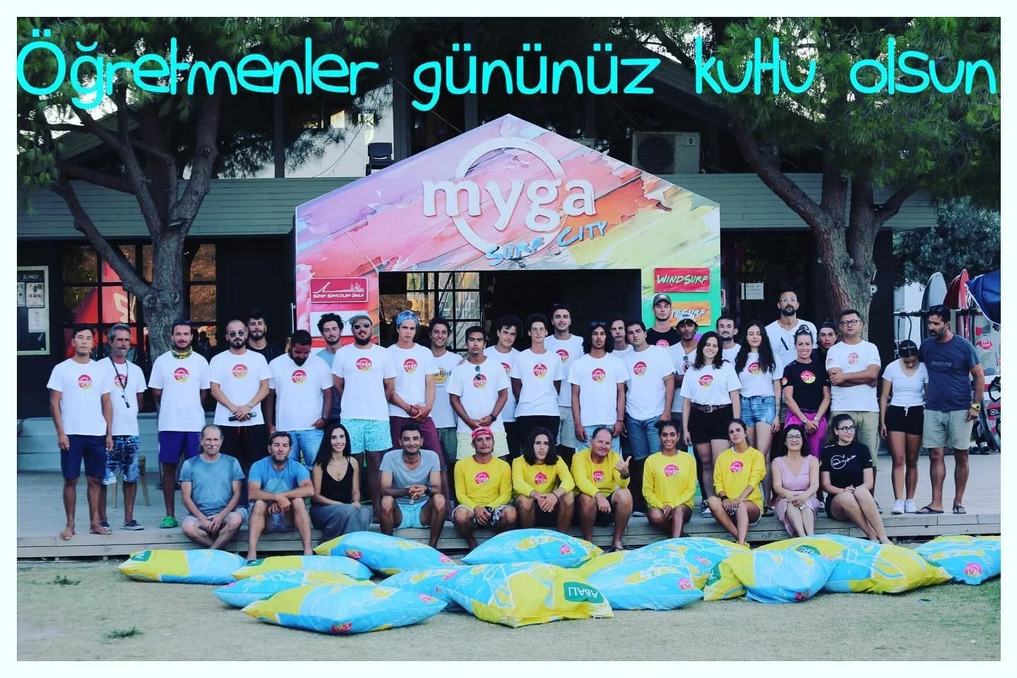 Baş öğretmenimiz Mustafa Kemal Atatürk ve tüm öğretmenlerimizin öğretmenler…