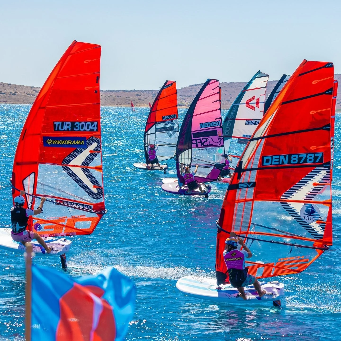 FINAL DAY - A different day on the water as Foil Slalom racing takes the…
