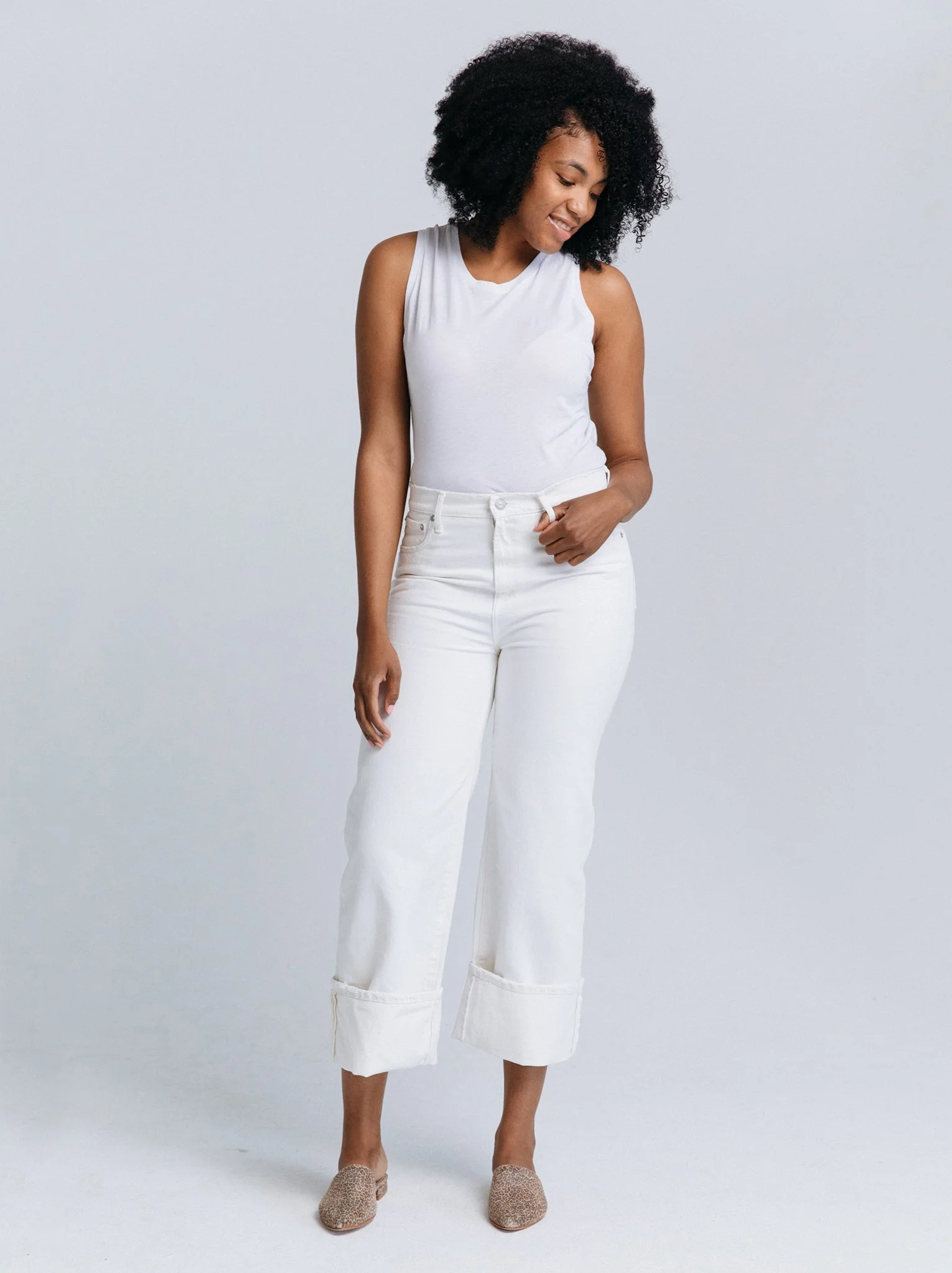 Wide_Leg_Clara_Front_09891492-7930-455b-847b-44957a1026a2_2048x2048.jpg