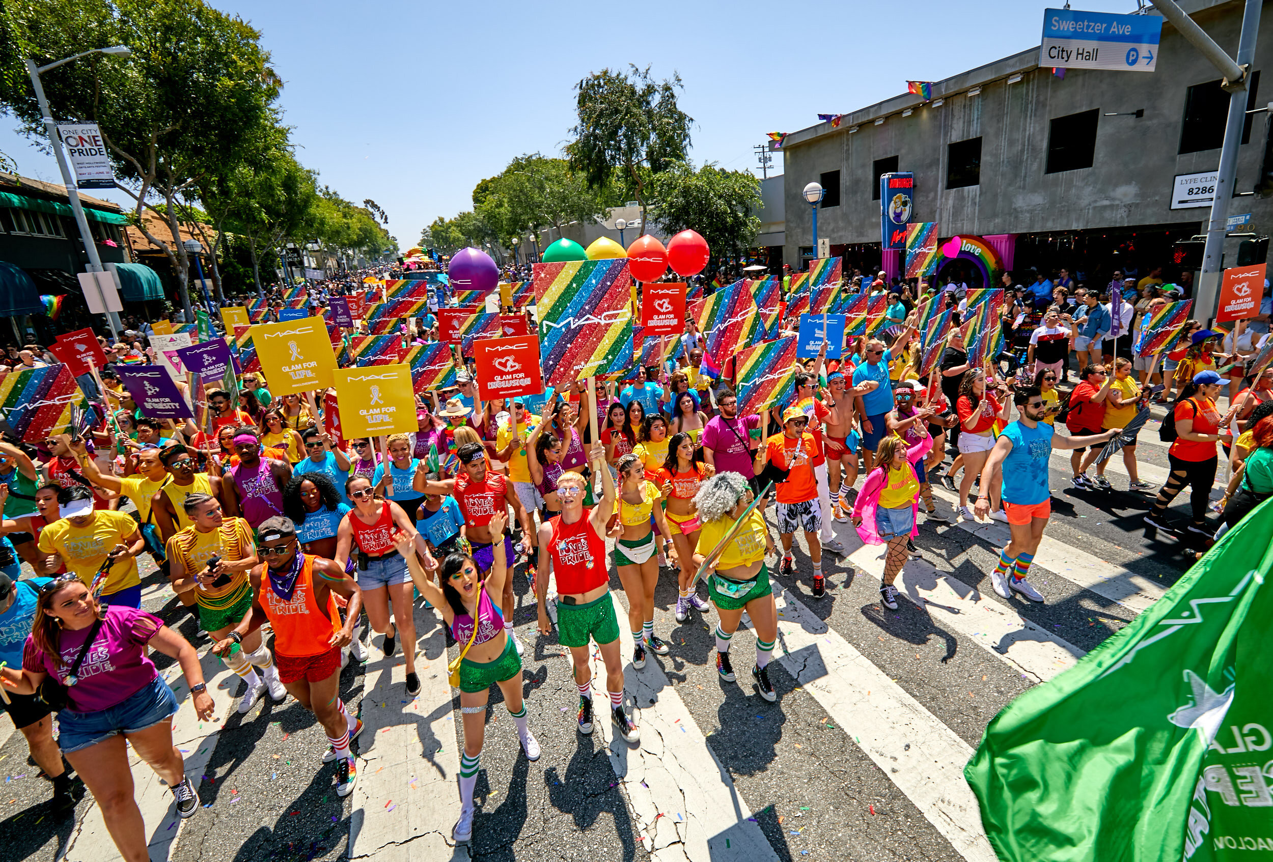 20190609_mac_lapride_parade_00662_web.jpg