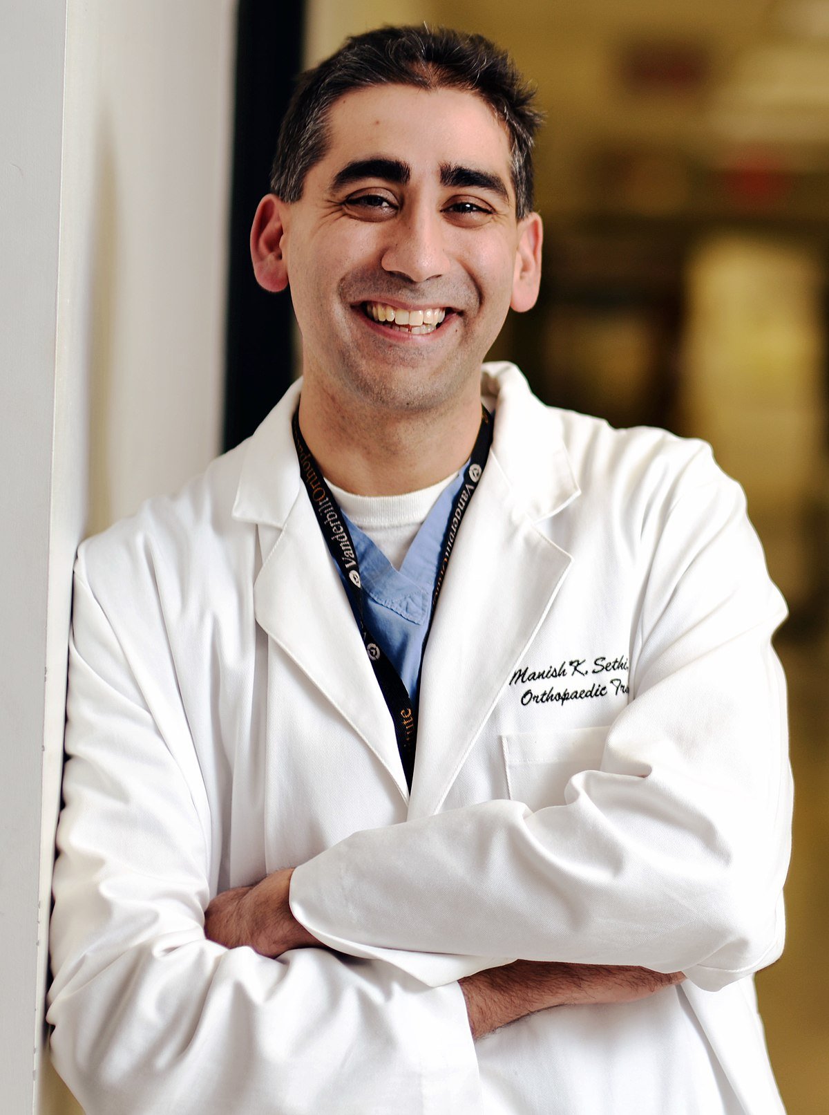 Dr. Manny Sethi