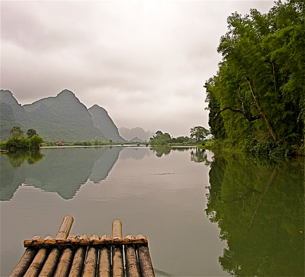 Bamboo raft ride on the Yulong River, Yangshuo, Guangxi, China