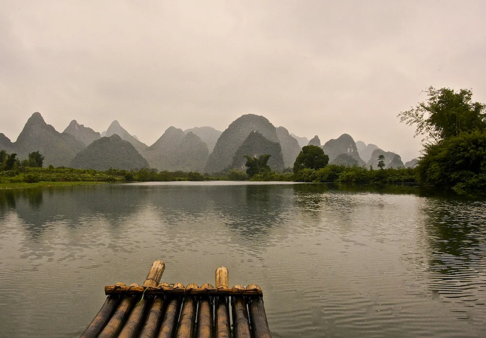 Bamboo raft ride on the Yulong River, Yangshuo, Guangxi, China