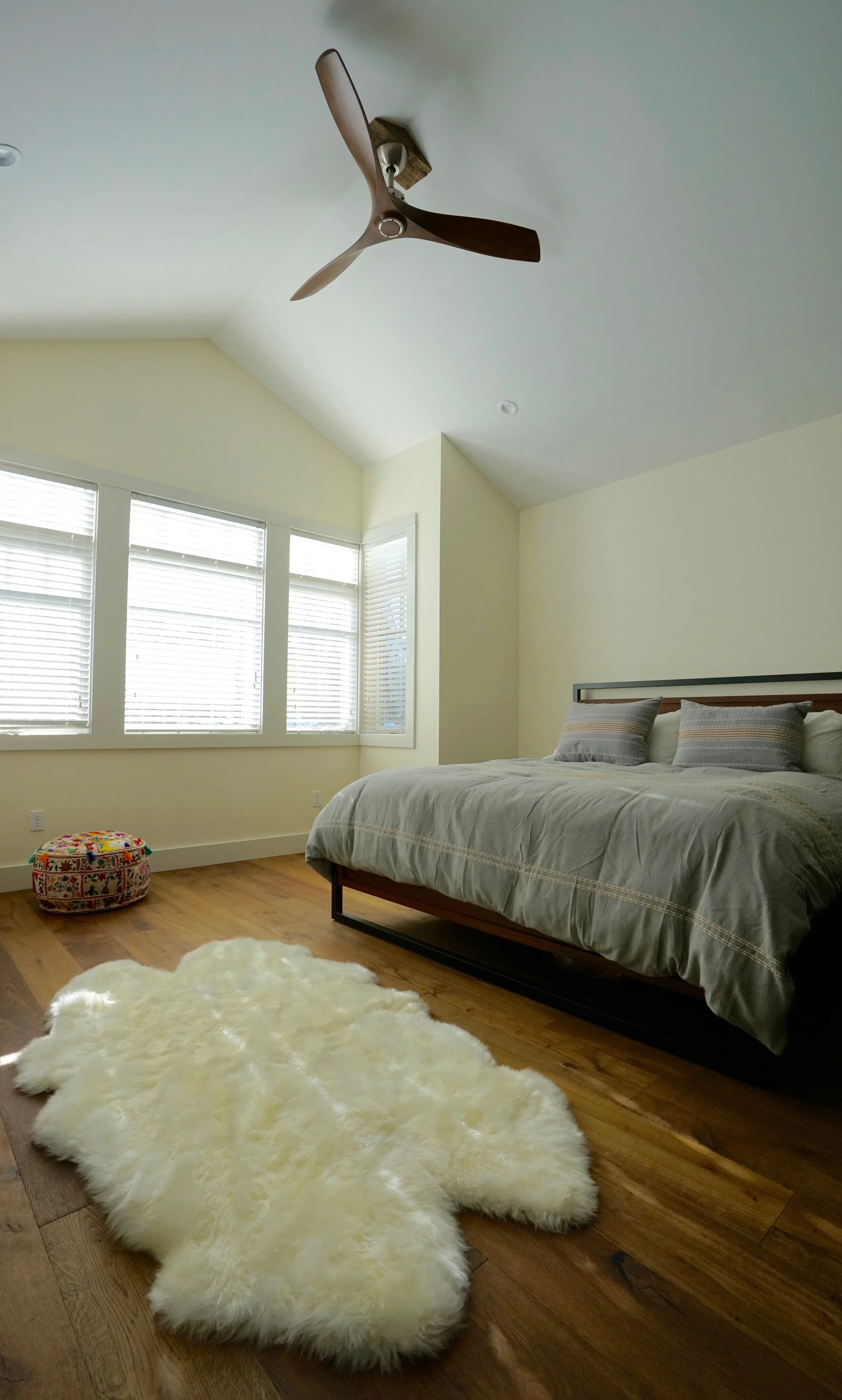 Mundheim Master Bedroom Rug.jpg