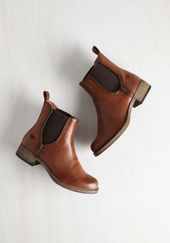 Laura: Brown Boots