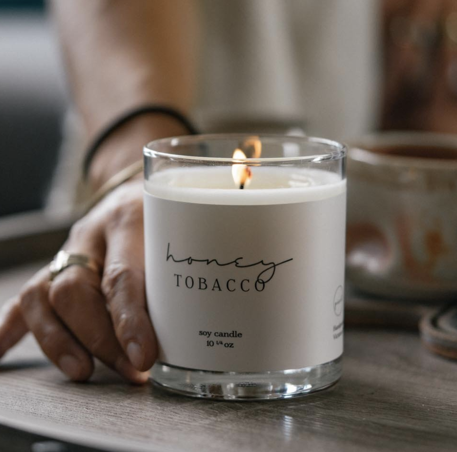 Laura: Honey Tobacco Soy Candle