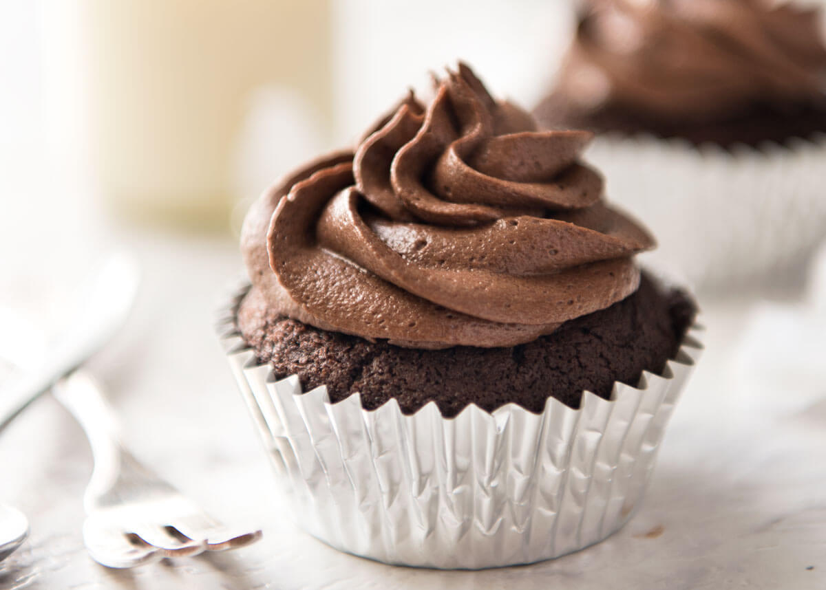 Laura: Chocolate Cupcakes