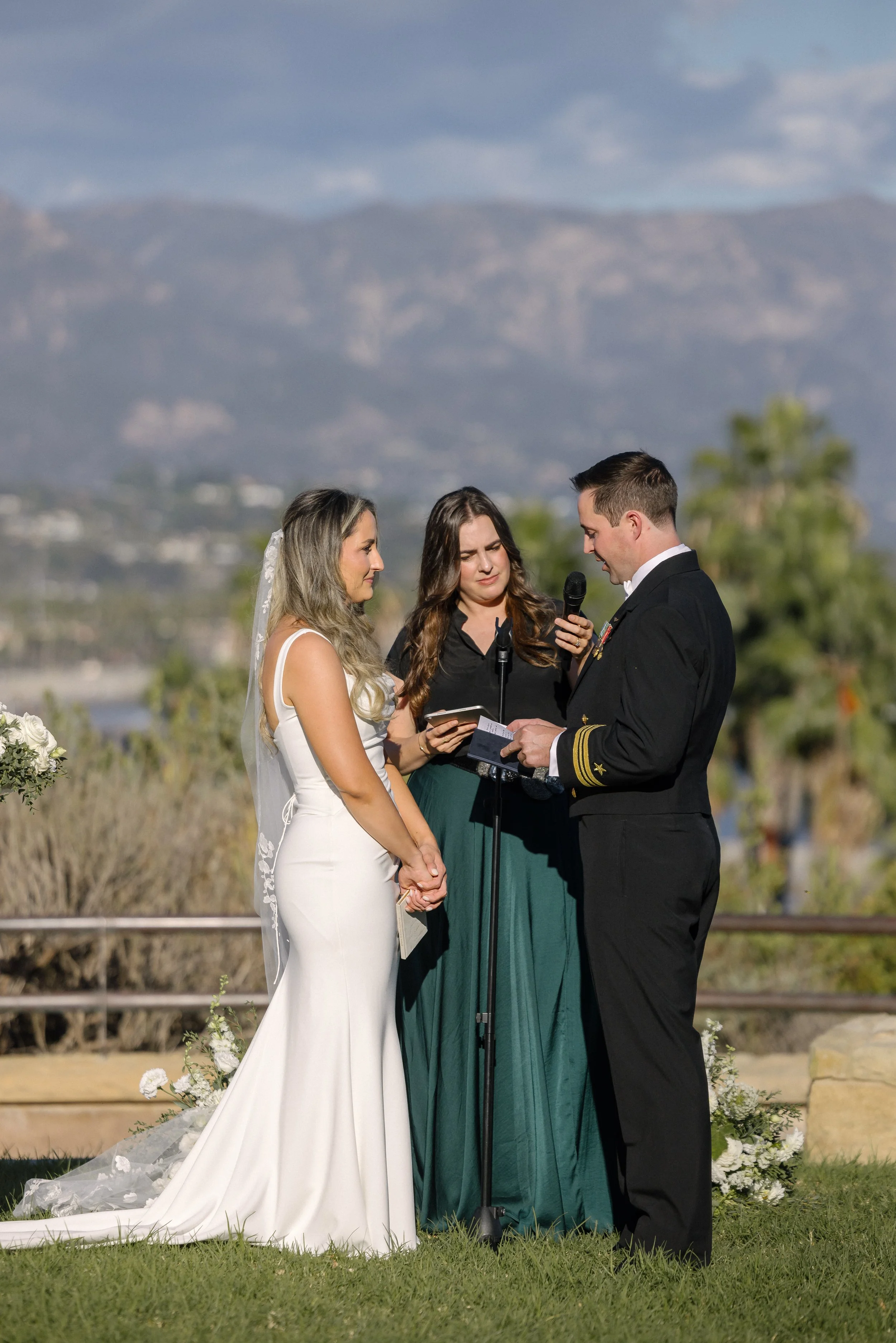 Samantha and Andrew Teasers-46.jpg