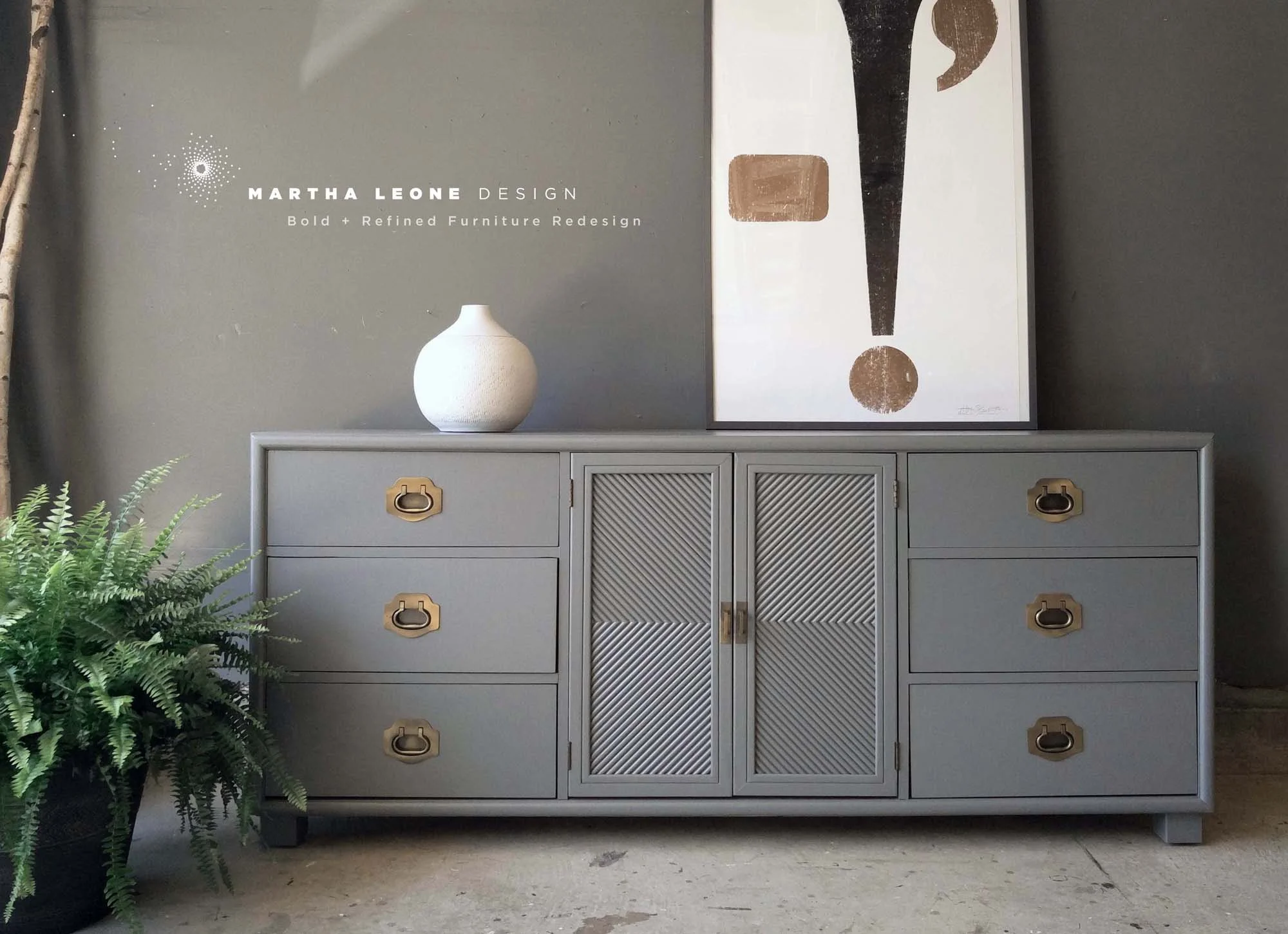 AMHERST GRAY: MID-TONE GRAY WITH SLIGHT GREEN UNDERTONES