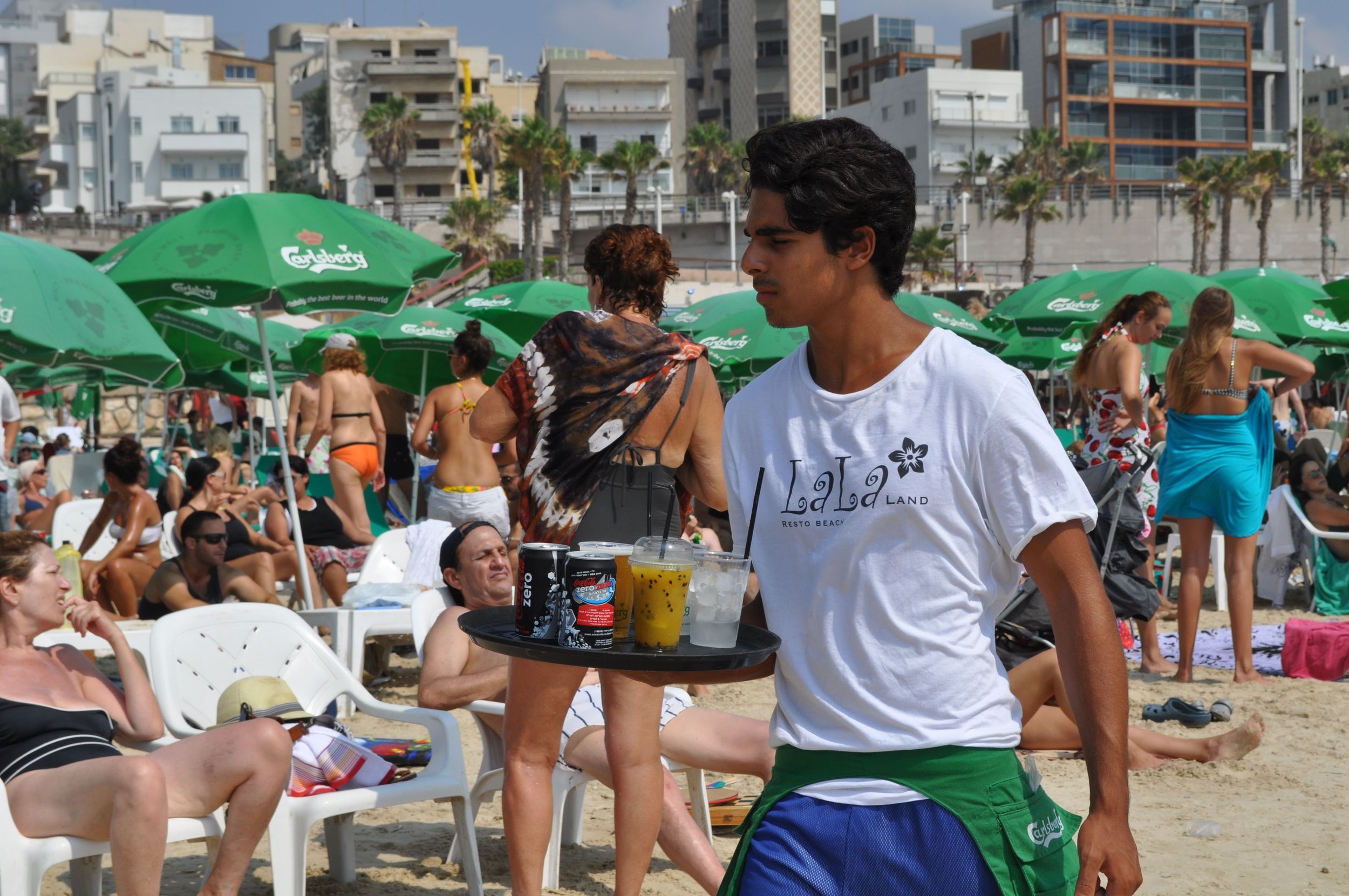 Copy of tel aviv beach scene.jpg