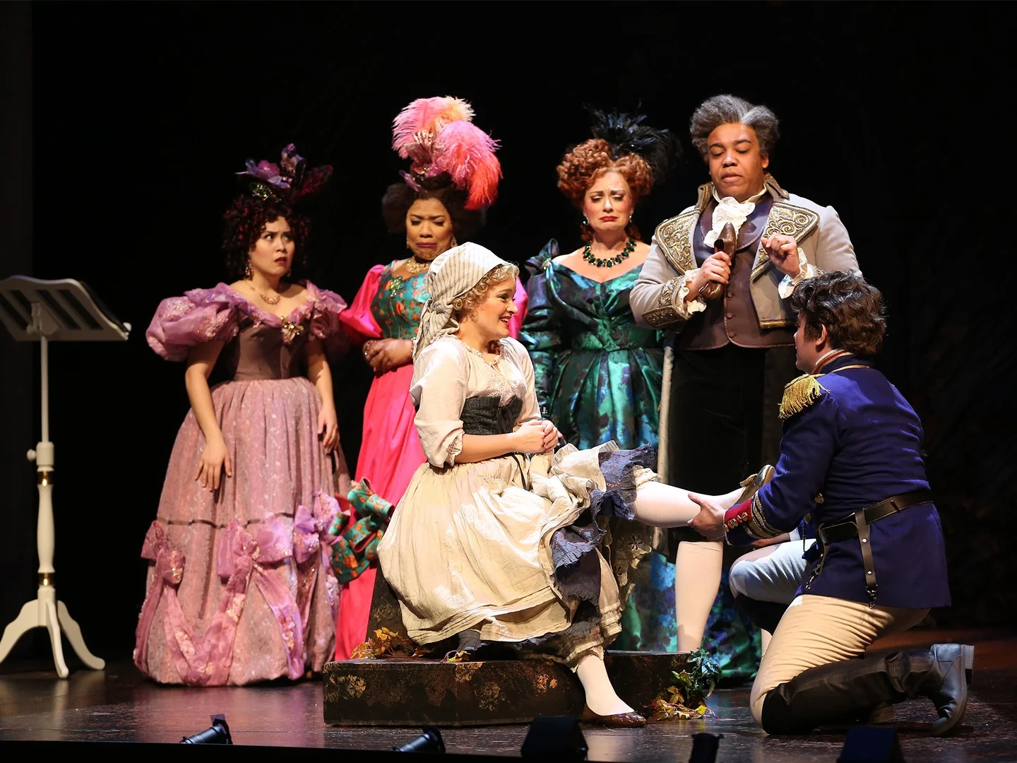 into-the-woods-2019-cinderella-cast-carolrosegg.jpg