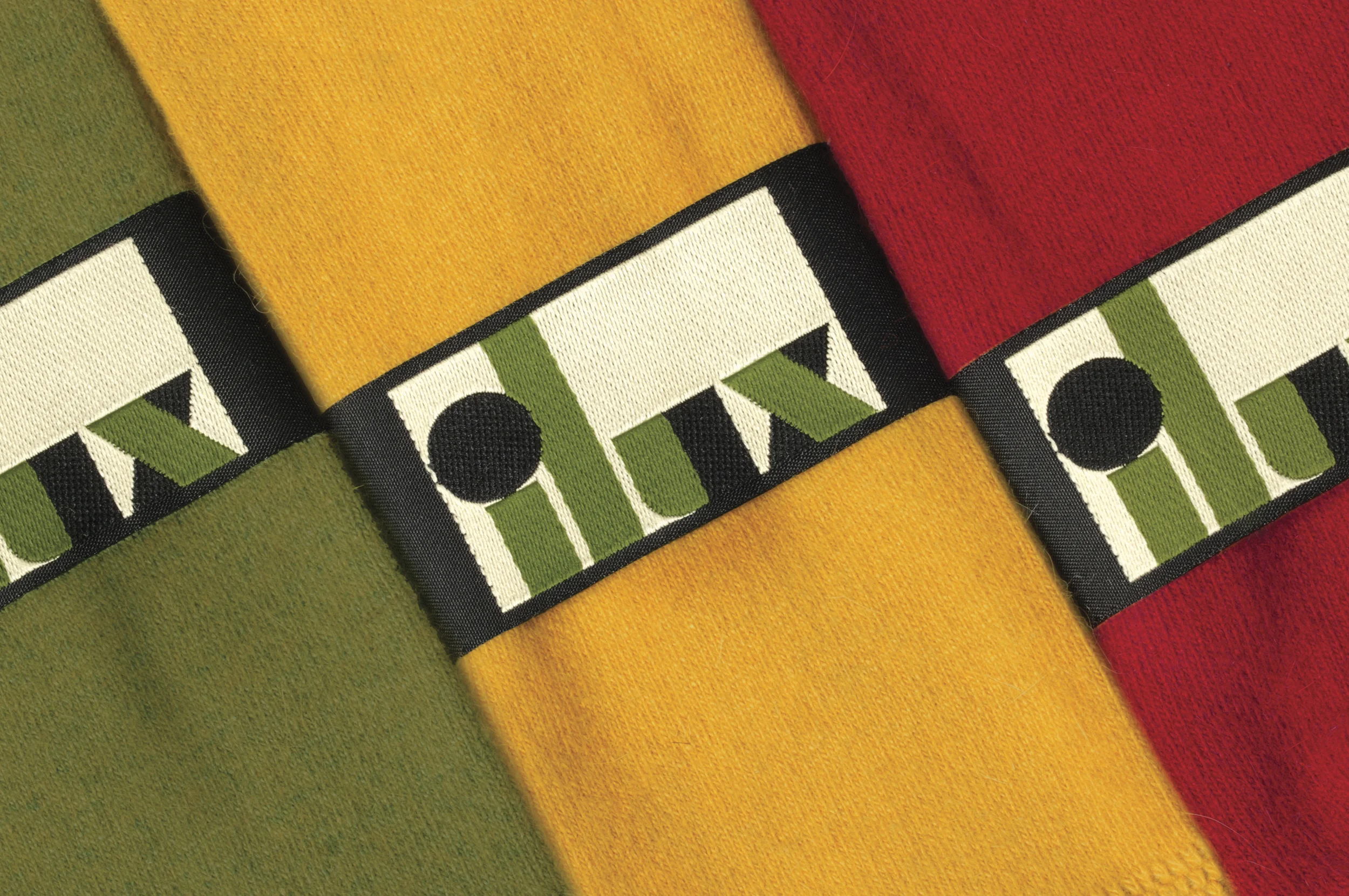 Ilux_Slide1.jpg