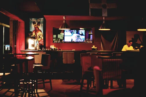 El Pub 2.jpg
