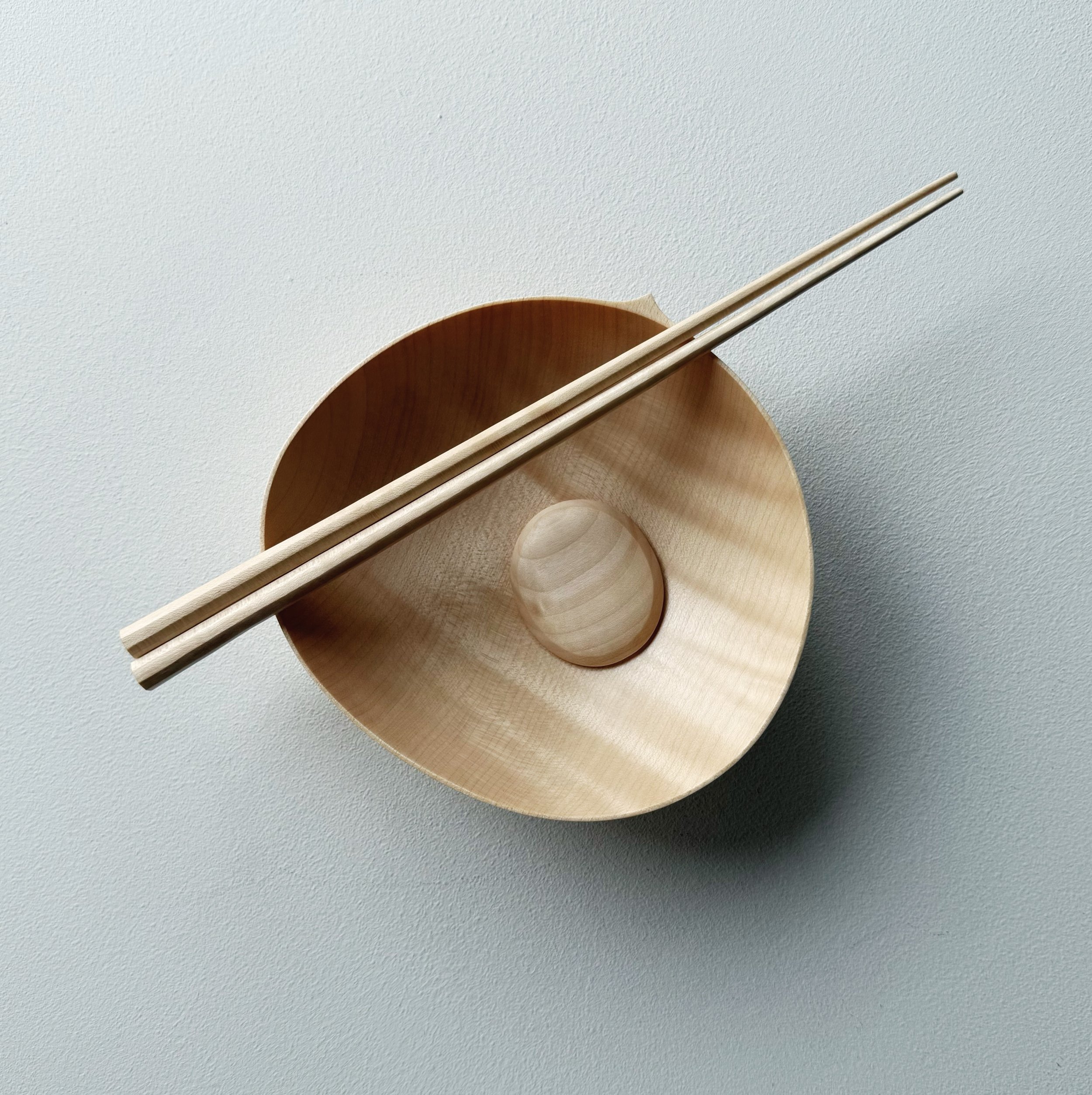 Medium bowl & chopsticks set rippled sycamore set