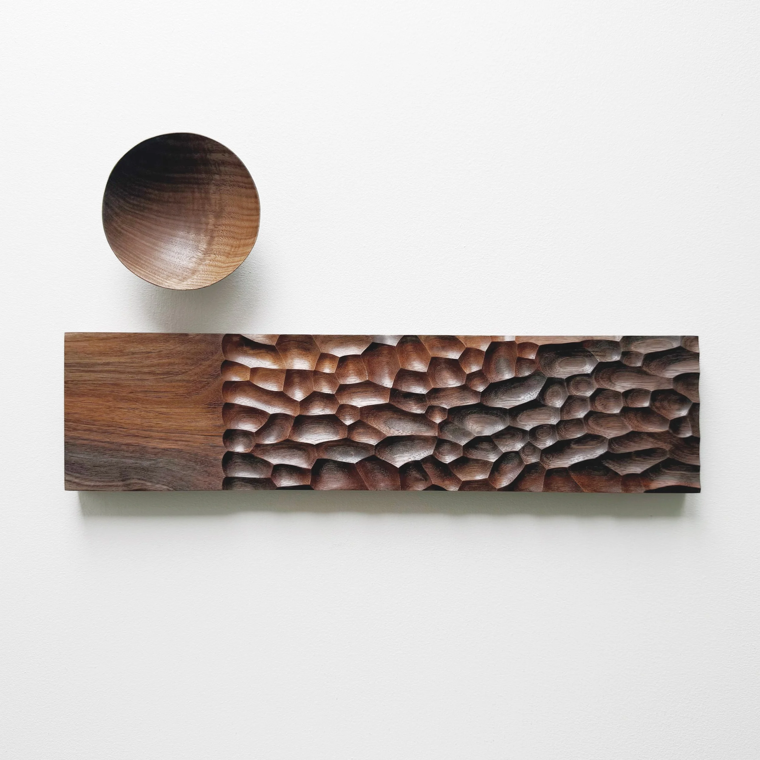 Long board presentation set in colourful walnut