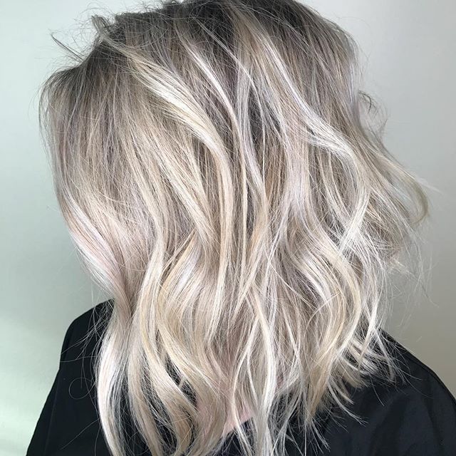     :: L I V E D . I N 🖤 :: 