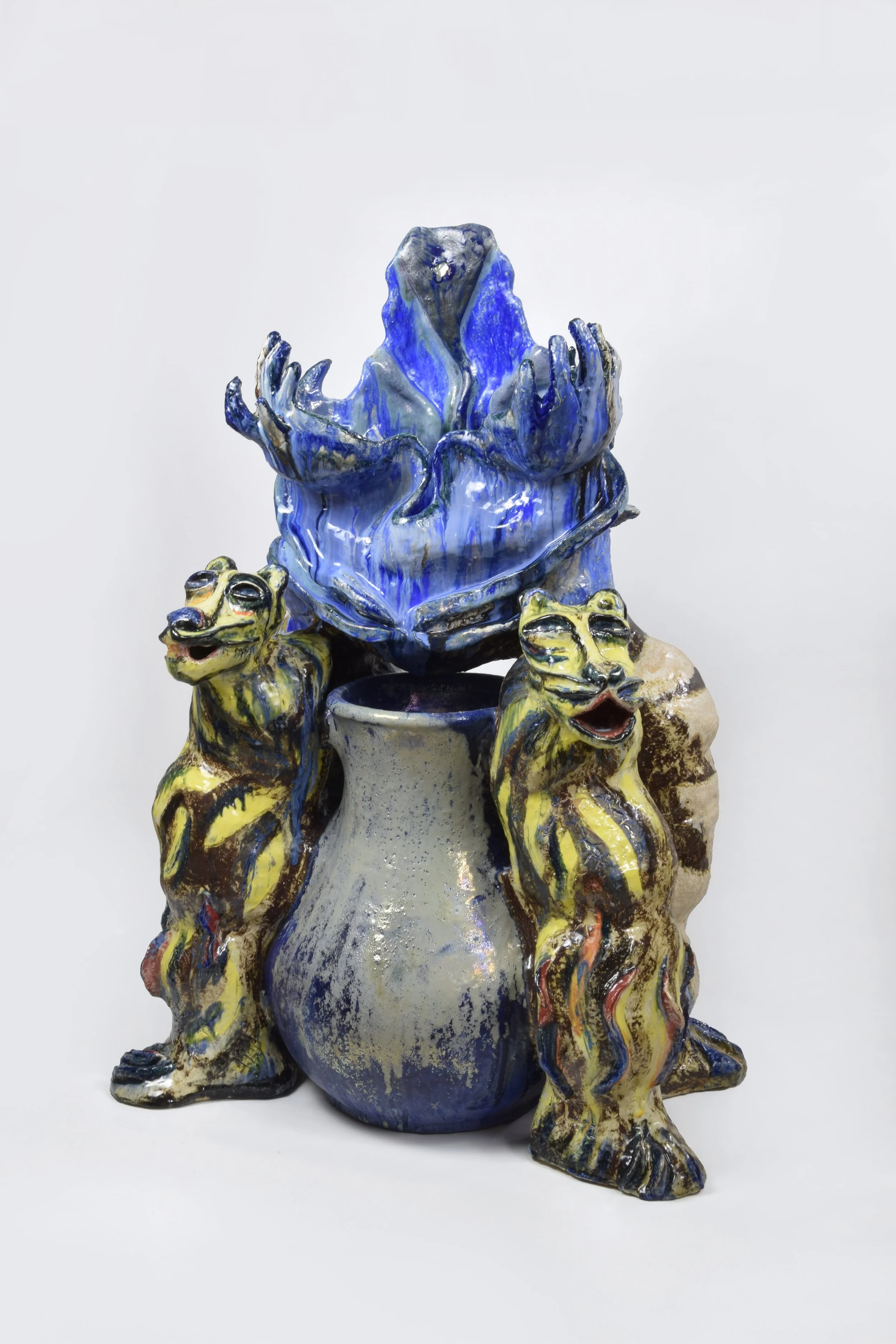 Catdragon_2026_110 x 76 x 44 cm_4.jpg