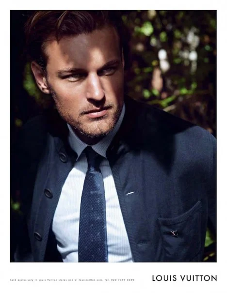 Louis-Vuitton-ad-men-2011-468x605.jpg