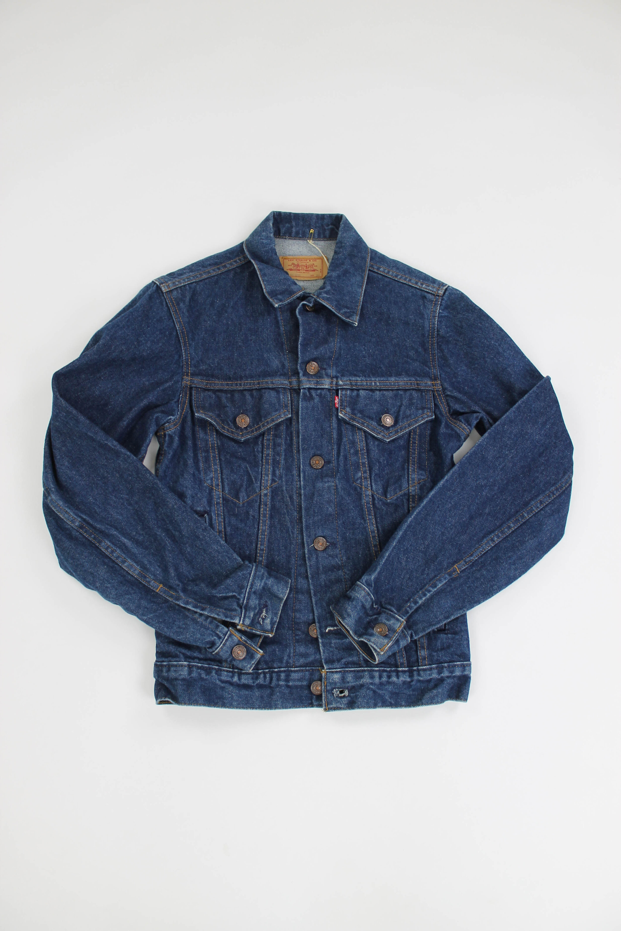 80s LEVI'S DENIM TRUCKER JACKET - SIZE 