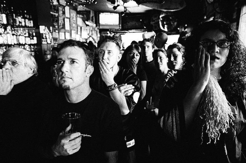      

 
  Fans at Shanghai Kelly’s Saloon gasp in disbelief as Baltimore Ravens kicker Matt Stover wins in overtime.
San Francisco, CA 2005. [39710029]
 






















     