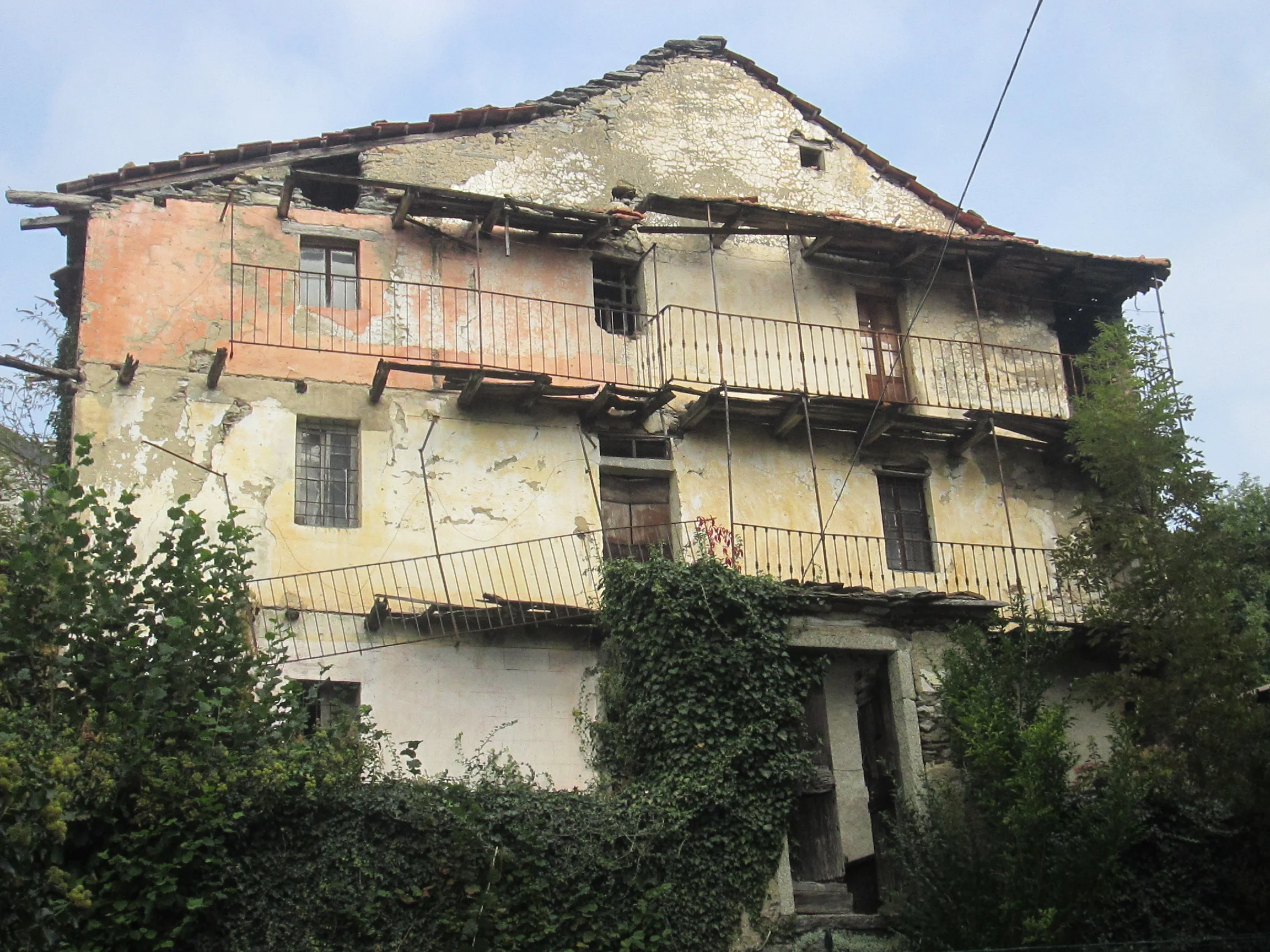 CASA CHEGLIO (7).JPG