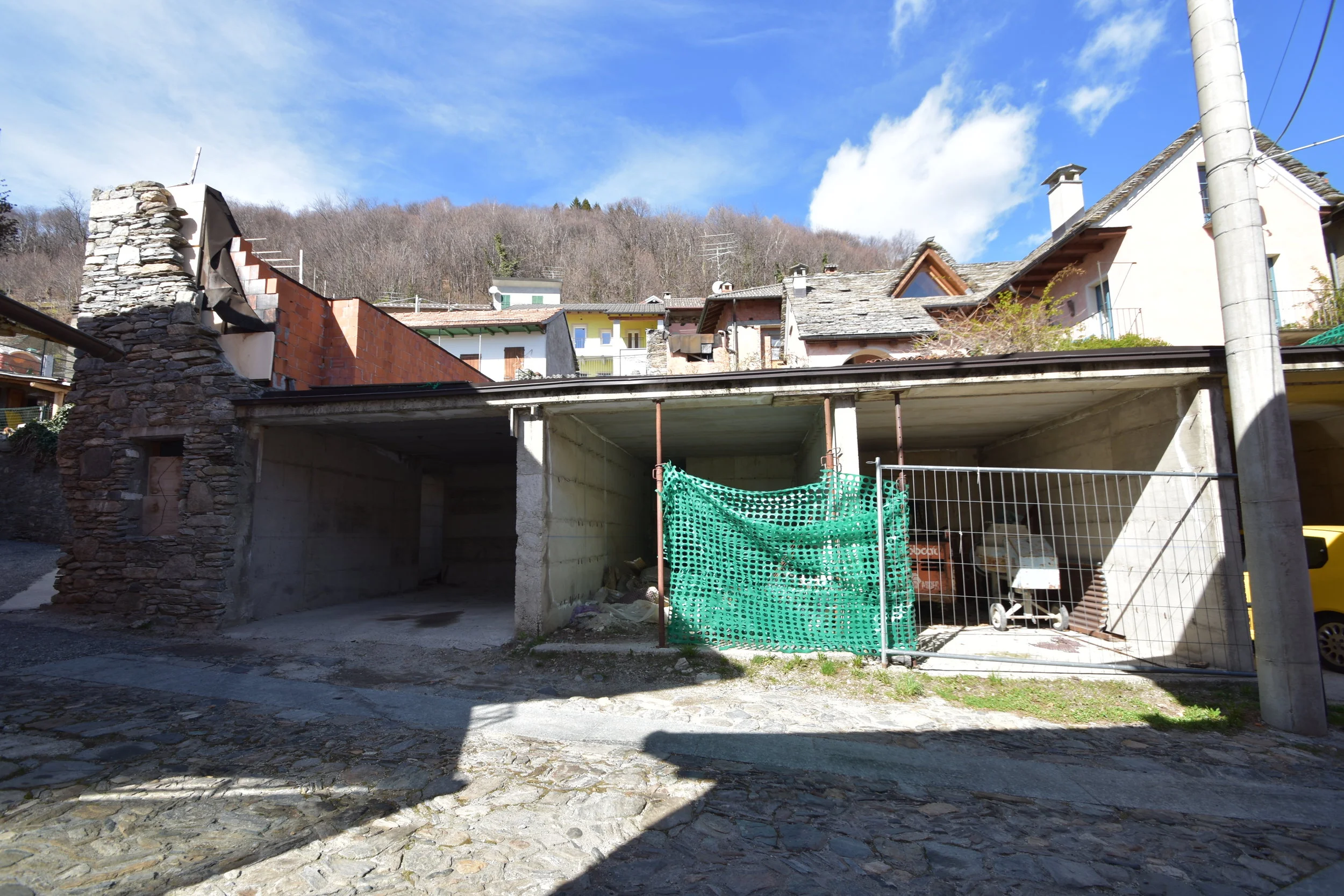 MANTERO RINALDO GARAGE (1).JPG