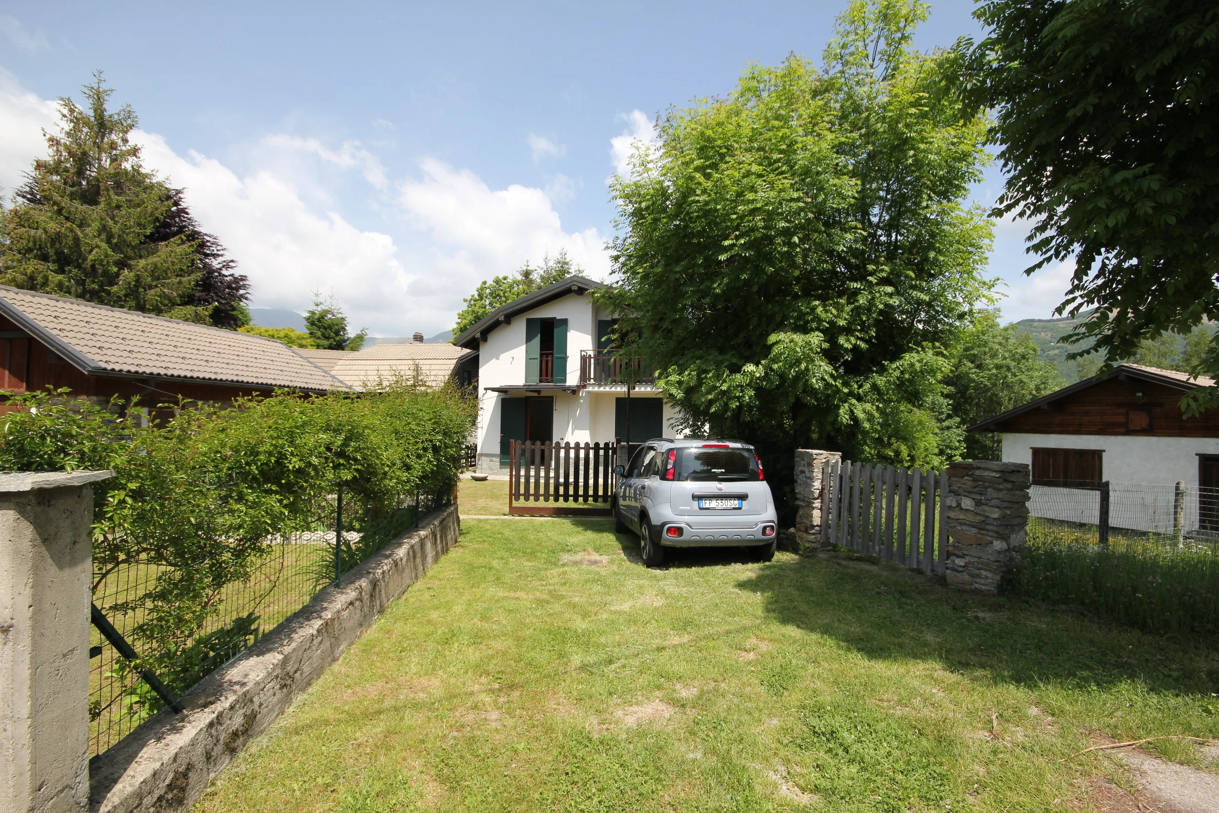 CattaneoSrls_V039_Casa_Aurano4.JPG
