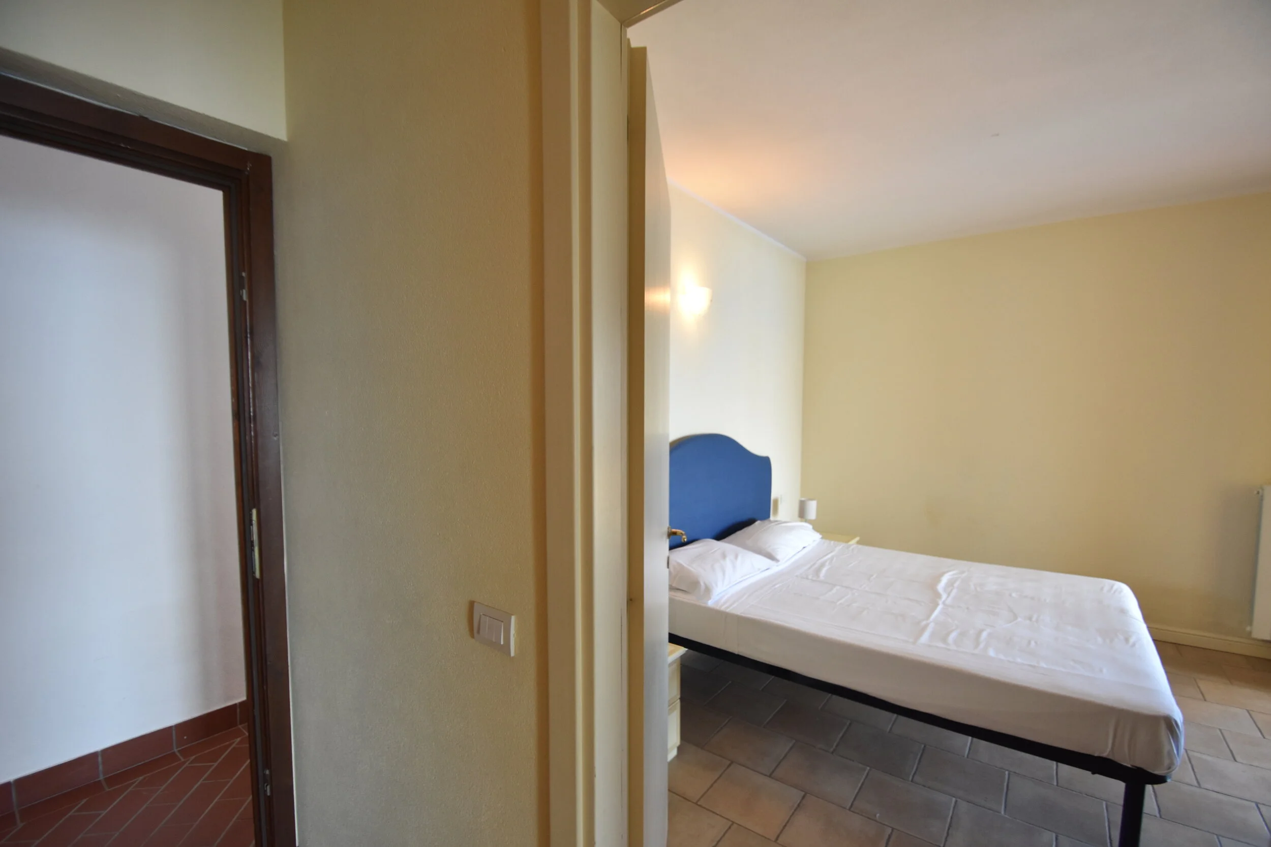 VIGNETO E25 (32).JPG