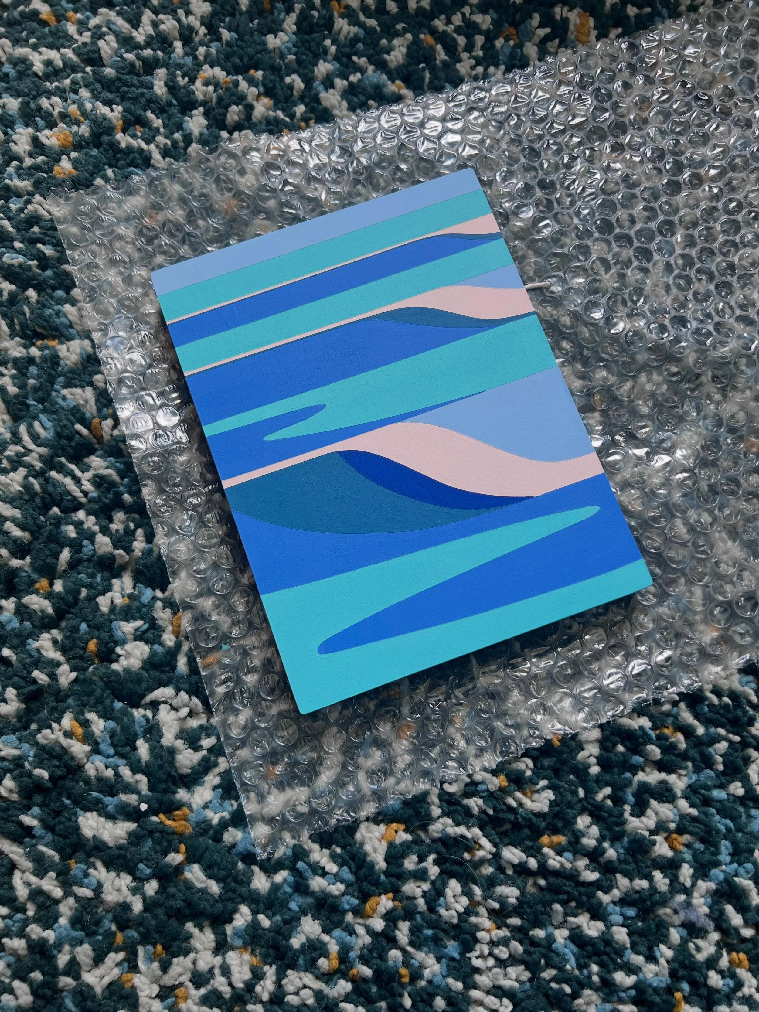 This one&rsquo;s off to the Yukon! Still loving the lil pink side detail. Can&rsquo;t wait to see it on your wall @marcus_martin_music I&rsquo;m bubble wrapping it like crazy to make it there safely! 

#wave #painting #arctic #yukon #vancouverartist