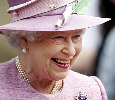 Having a party that is fit for a Queen, read on to find out how.