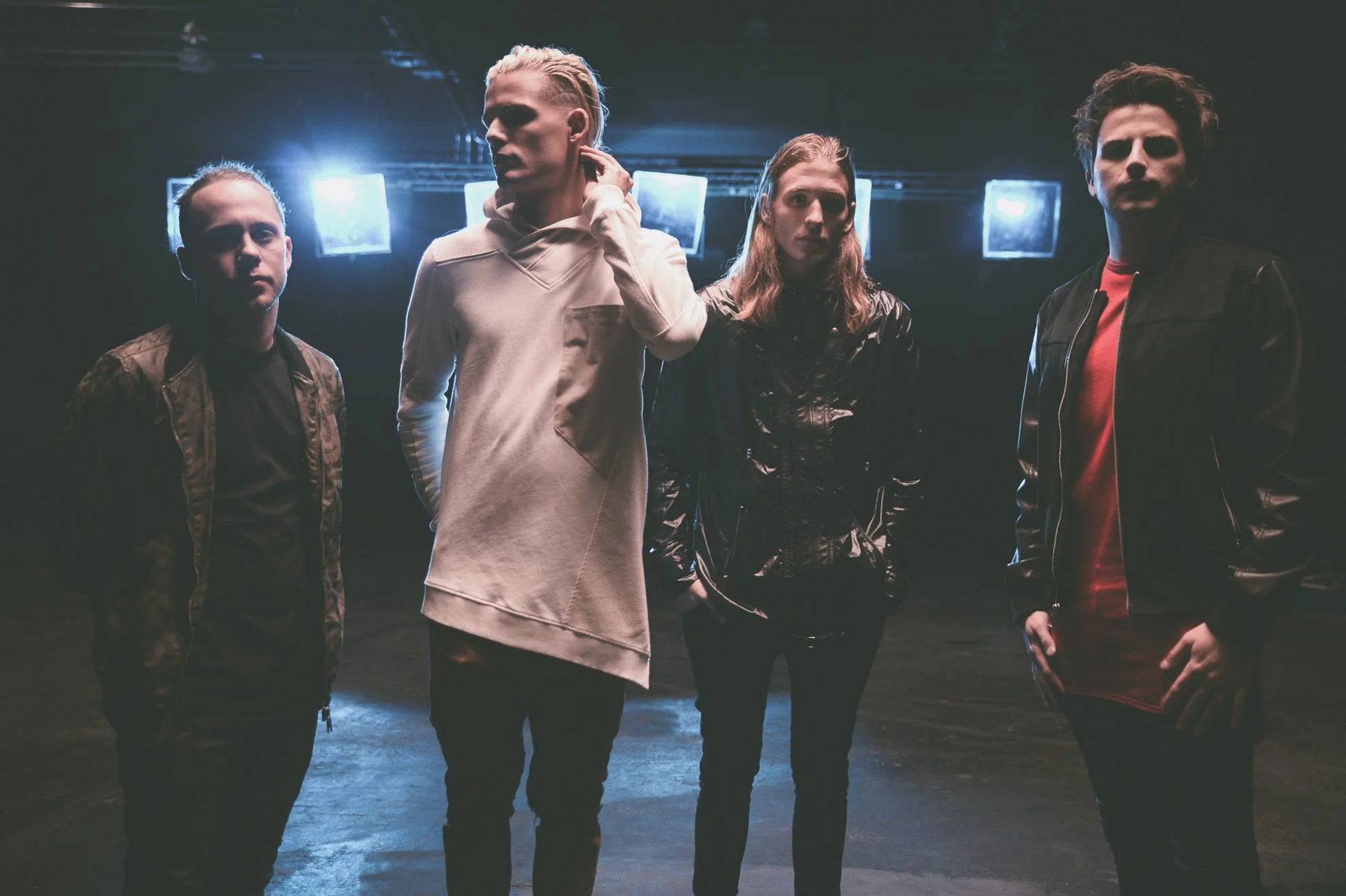 Hall: I See Stars