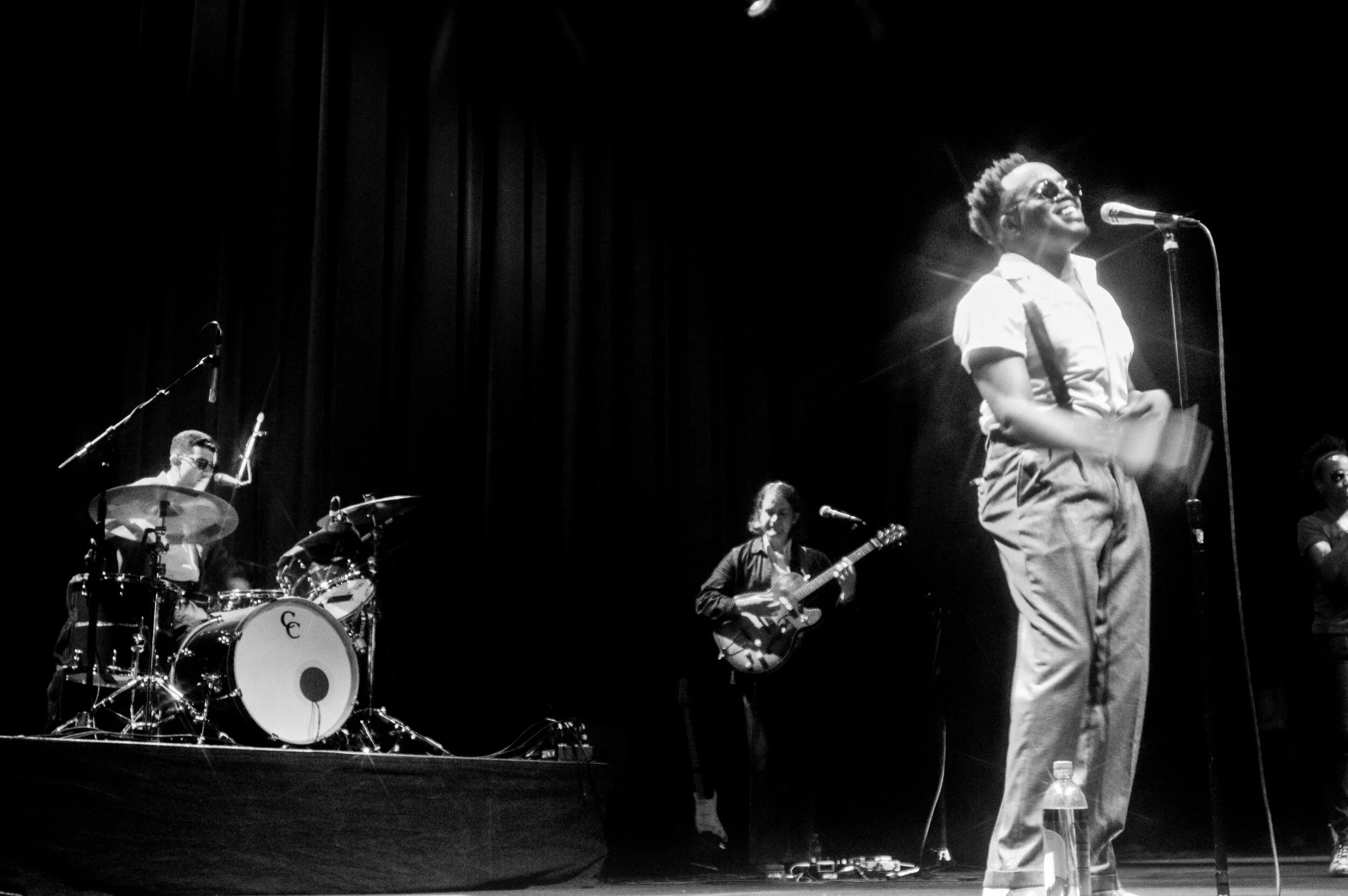 Hall: Durand Jones &amp; The Indications
