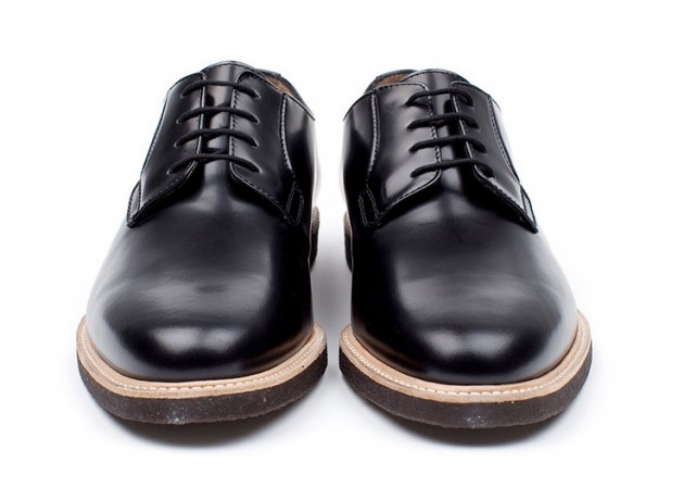 common-projects-derby-shoes-03-630x460.jpg