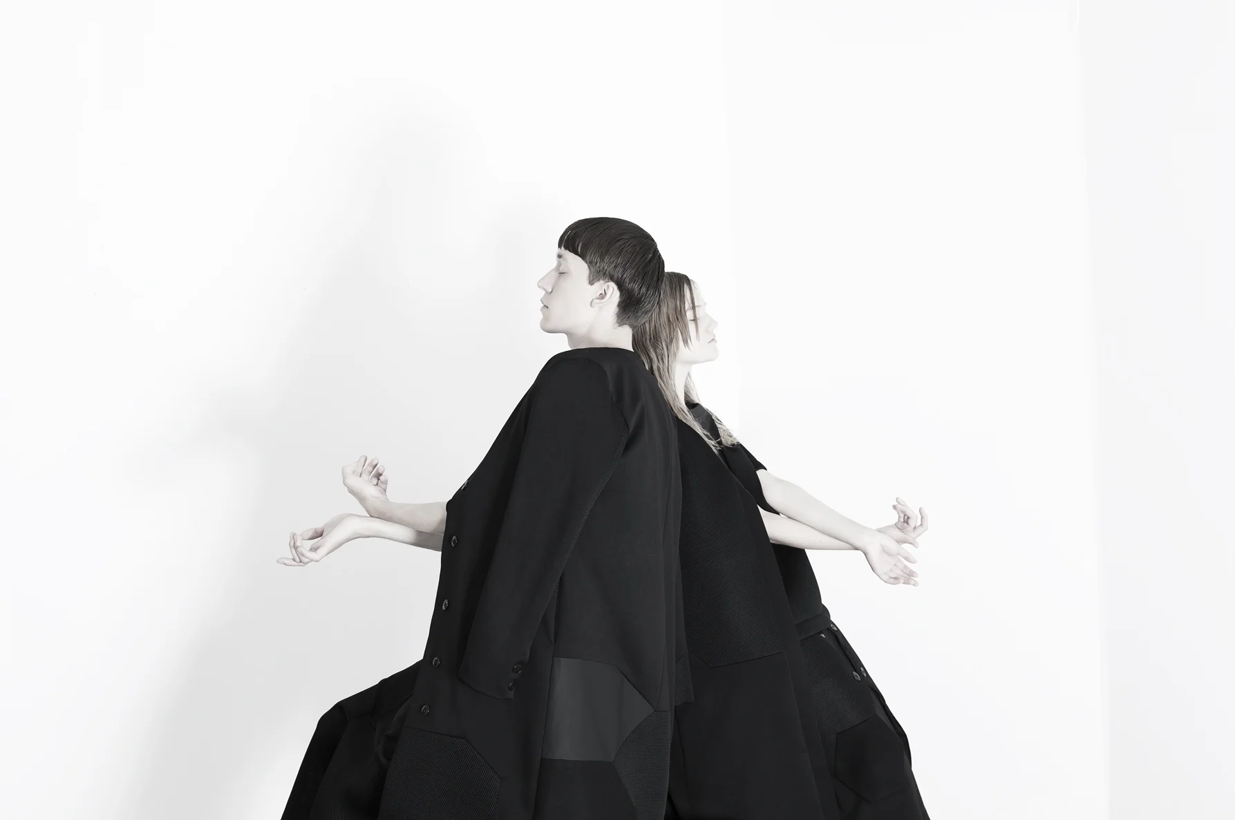 [流行] Orphan Bird - 北歐極簡x義大利工藝的混種新勢力