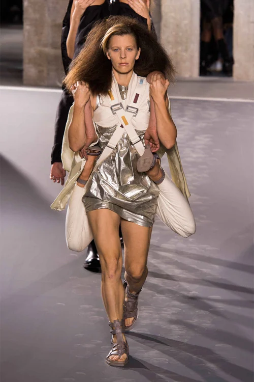 rick-owens-human-backpacks-2016-spring-summer-11.jpg