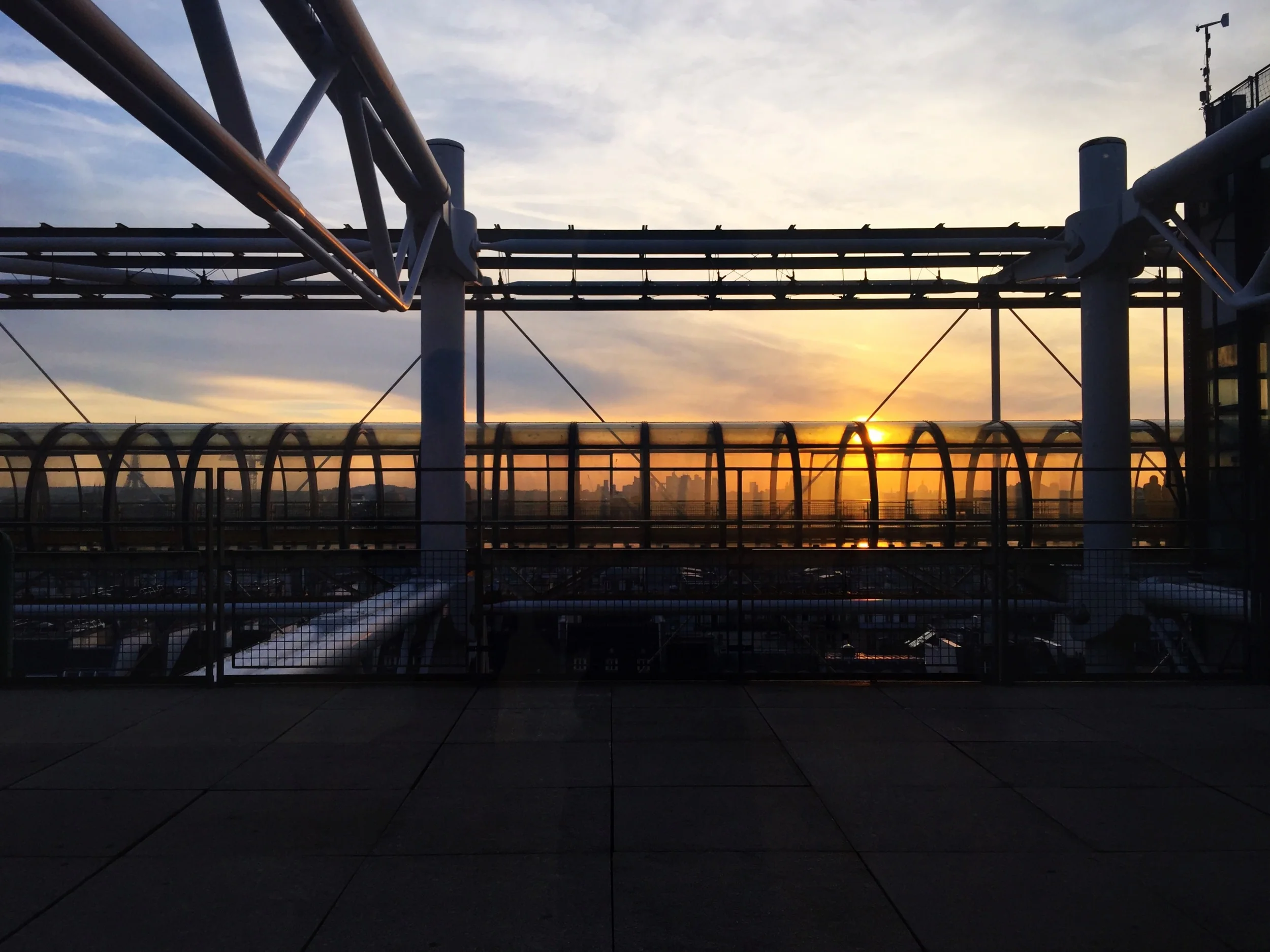 [藝文] 在巴黎龐畢度，藝術是「被禁止的等待 Waiting is forbidden」