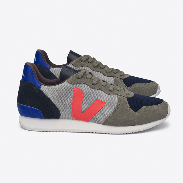 0_VEJA-HOLIDAY-FW15-5.jpg