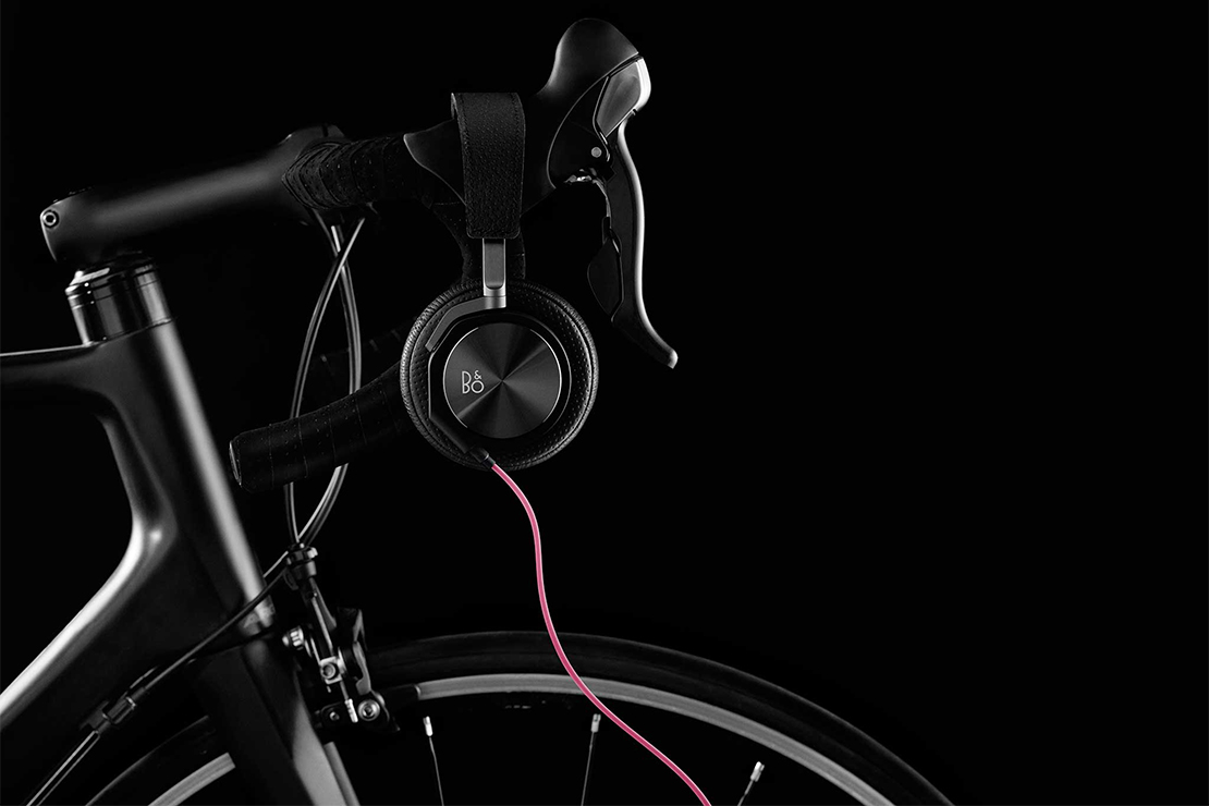 rapha-x-bo-play-h6-headphones-0.jpg