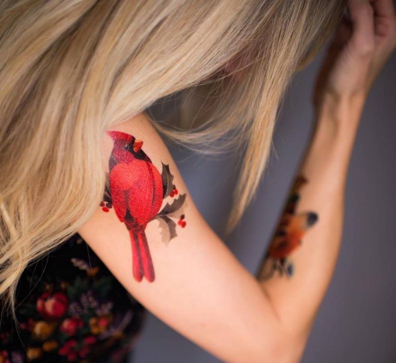 Cardinal-Red-Bird-Tattoo-On-Right-Shoulder-by-Sasha-Unisex.jpg