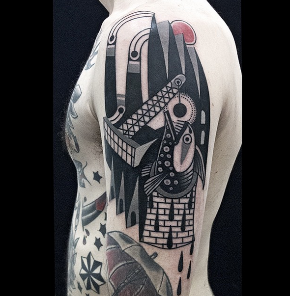 Luca-Font-Tattoo-Ink-InkObserver-Neotraditional-Surrealism-Geometric-Milan-Italy-Oink-Farm-7.png