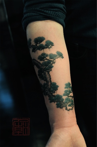 bonsai-tree-by-Joey-Pang-tattoo-artist-Hong-Kong-China.jpg