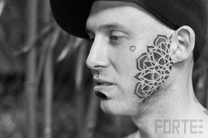 tattoo-dotwork-face.jpg