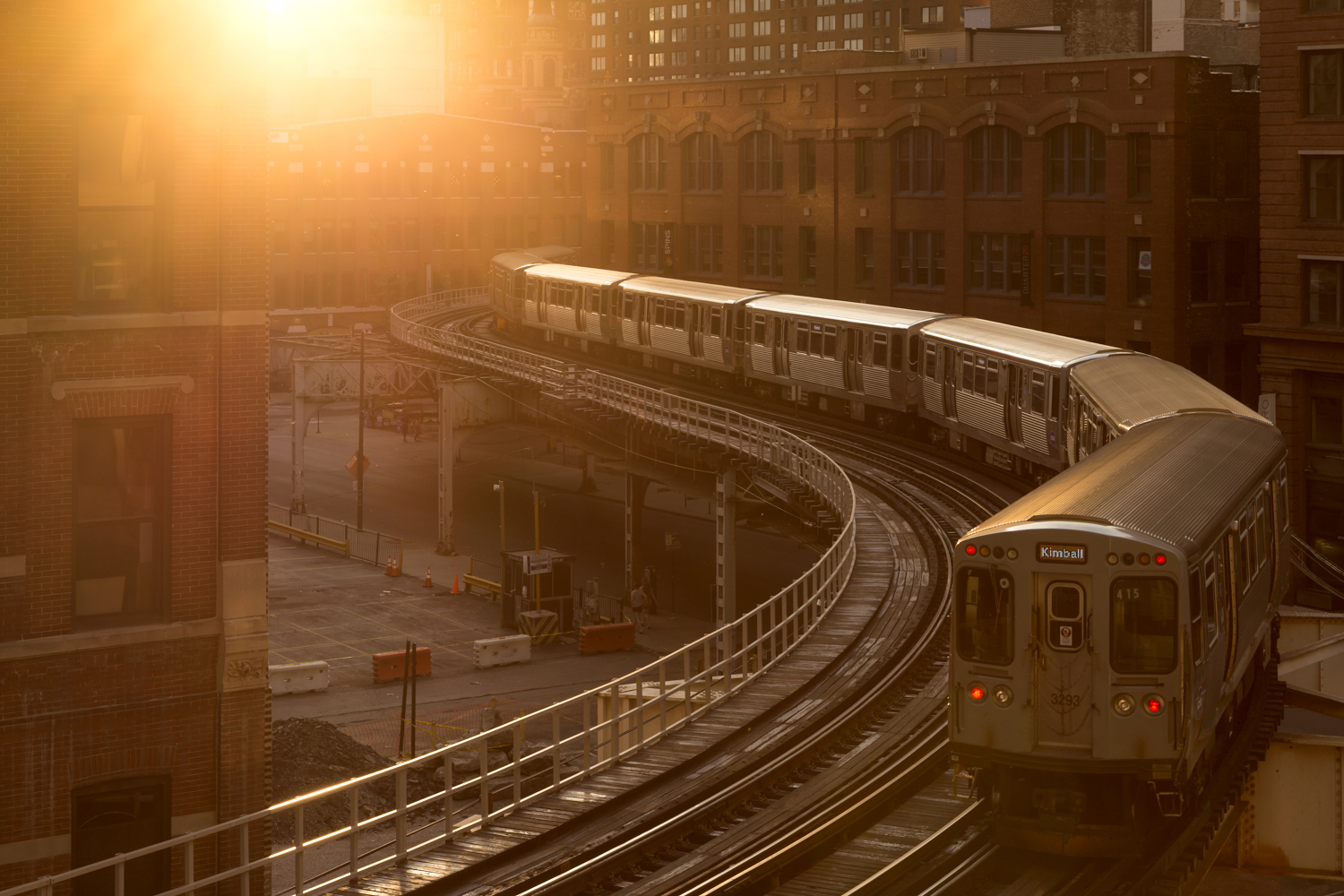 Train to the Loop