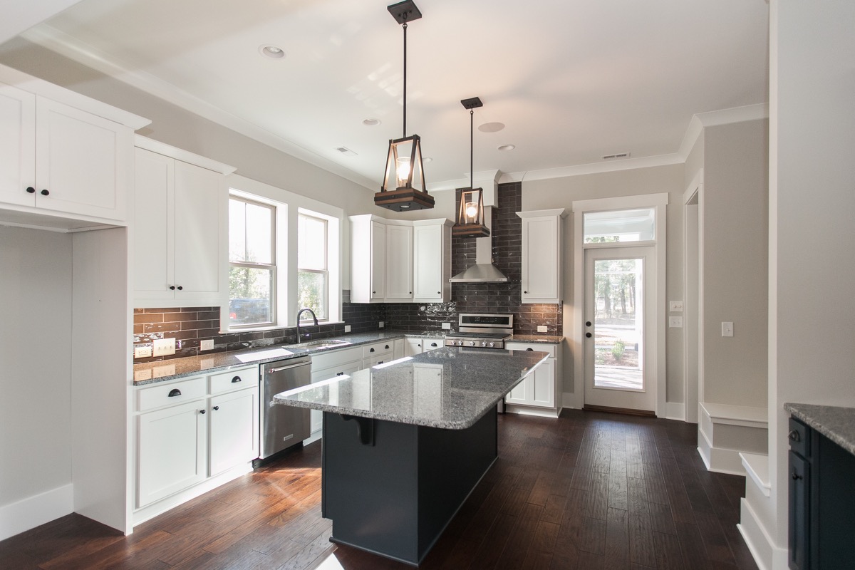 301Jenoa-21.jpg